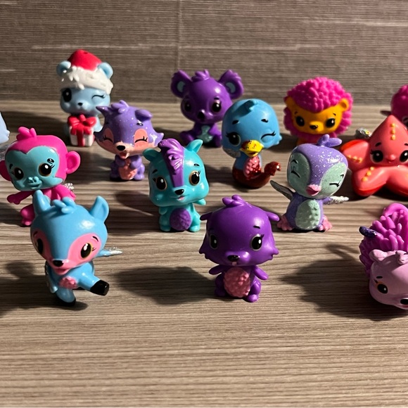 Hatchimals lot of 26 - Picture 13 of 15